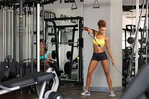 Посетите тренажерный зал перед пляжем на курортах Breathless Resorts