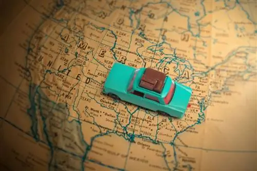 6 вещей, которые вы найдете в нашей машине во время поездки