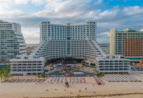 Начните лето с поездки на пляж