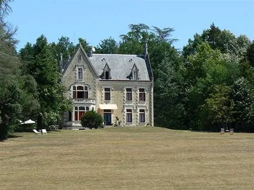 Chateau La Thuiliere, регион Дордонь, Франция.