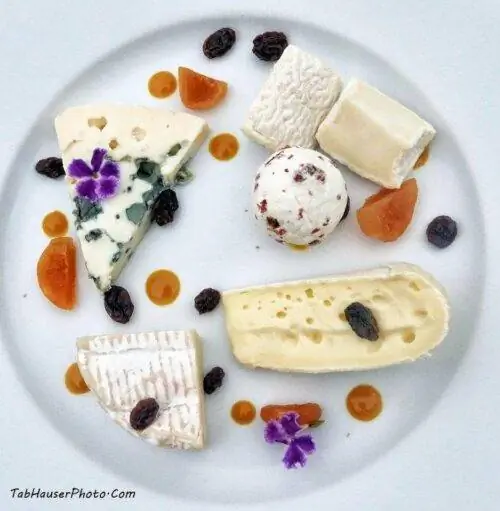 Французский сыр в Le Taha'a