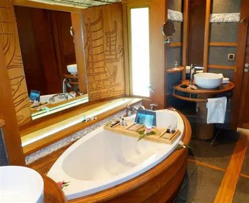 Ванная комната Taha'a Tahaa Resort