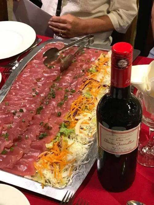 Самый свежий ужин из морепродуктов на Маркизских островах.