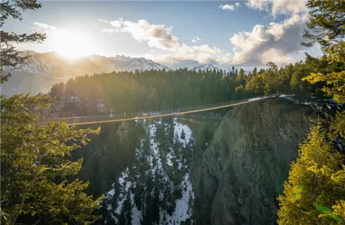 Golden Skybridge от PursuitPhoto.