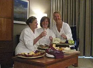 Время простоя Diva с небольшим количеством вина в Harrison Hot Springs