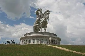 Монголия: все еще земля Чингисхана