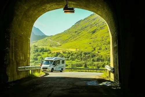 Кемперы популярны и являются хорошим способом увидеть острова. Cabday/Foap/Visitnorway.com. Фото.