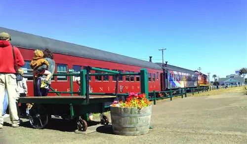 Skunk Train, Форт-Брэгг, Калифорния