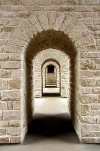 Замковый мост в Вьендане.