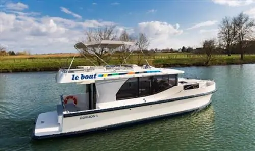 Horizon - круизер, наиболее популярный среди клиентов Le Boat.