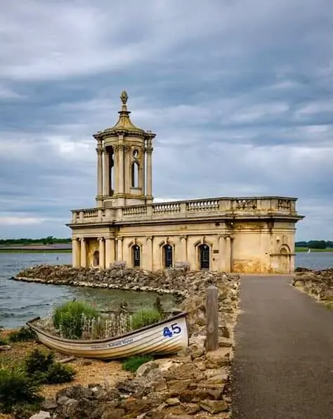Нормантонская церковь, Ратленд-Уотер.