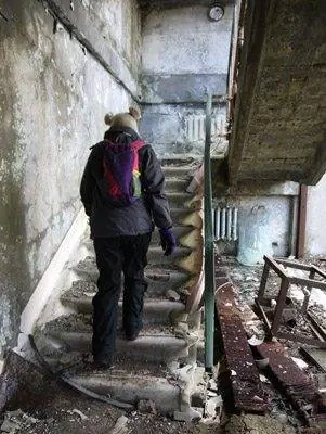 Наверху в бывшей Чернобыльской больнице.