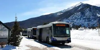 Summit County Stage предлагает бесплатное автобусное сообщение со многими городами округа. Summit County Stage предлагает бесплатное автобусное сообщение со многими городами округа.