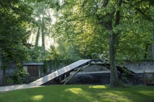 Pont autoportant &copy; Chateau du Clos Luce Parc Leonardo da Vinci Amboise Photo Eric Sander