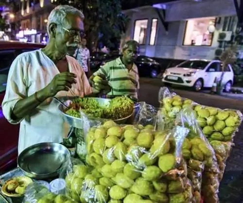 Продавец Пури.