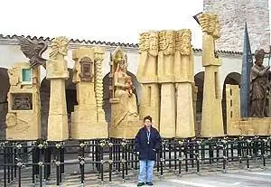 Автор с «Рассрочкой мира»