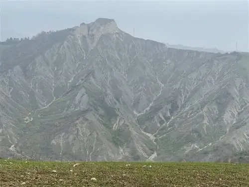 Вид на горы недалеко от Асколи-Пичено. На фото Макс Хартшорн.