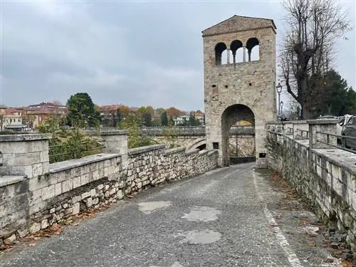 Изучение итальянского языка в Асколи-Пичено, Италия