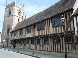 Транспорт в елизаветинскую эпоху: лошади тянули повозки по таким дорогам в Англии.