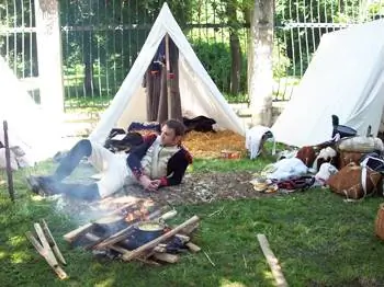 Кемпинг в старом стиле, наполеоновская реконструкция