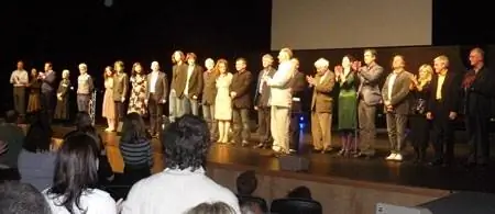 Писатели, актеры и певцы в Dublin Swell