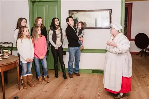 Джон Дикенсон гастролирует в Дувре, Делавэр.