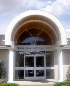 Художественная галерея Шурняк в Ассинибойе
