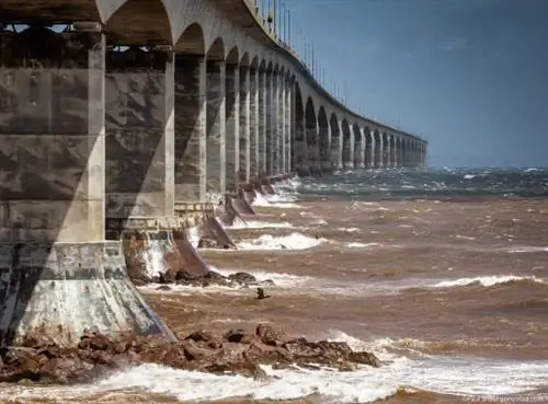 Мост Конфедерации PEI и Нью-Брансуик, Канада.