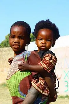 Младенцы, вынашивающие младенцев: волонтерство в Замбии