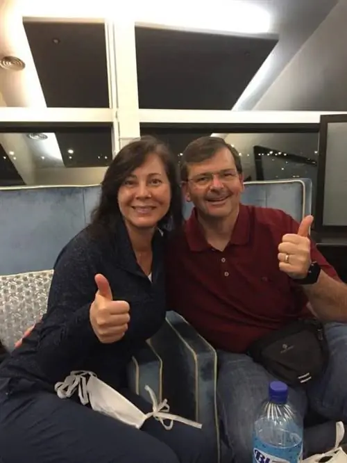 Лори и Дэн Салерно. Свободное путешествие домой после 2-недельного дрейфа в Китайском море, 3-дневное задержание в Малайзии и всемирная дискриминация пассажиров мисс Вестердам.