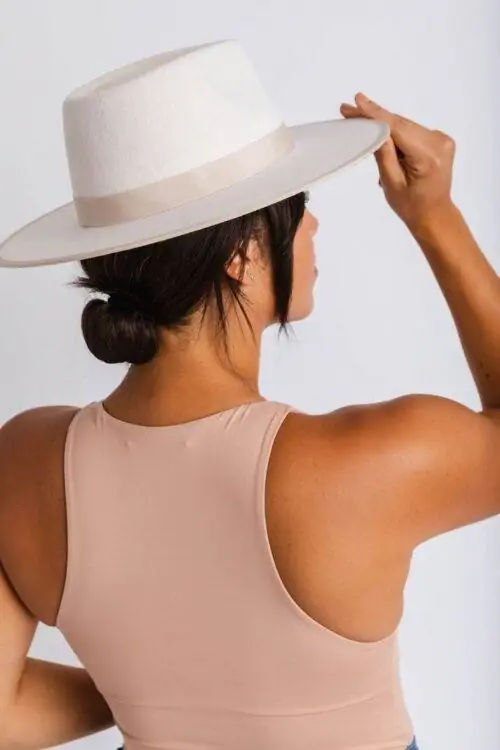 Rae Rancher цапля и шляпы из сосны