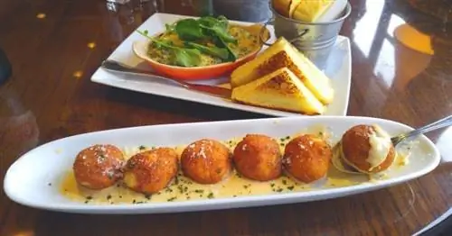 Закуски в EastsideWestside, Fillmore, Сан-Франциско.