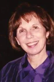 Автор Сьюзан Кэхилл вспоминает о приключениях 22 знаменитых парижанок.