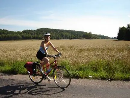 Езда на велосипеде по проселочным дорогам. Фотографии Мари Дж. Бушнелл.