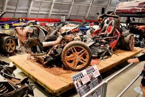 Музей разрушенного корвета Боулинг-Грин