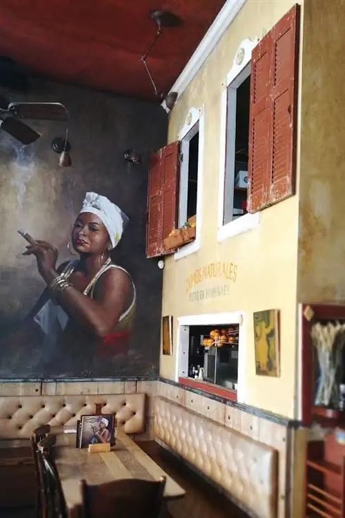 Кофейня на Ибице.