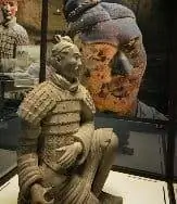 Лучник на коленях, терракотовые воины.