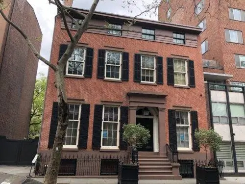 Уиллоу стрит, 70