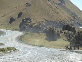 Дорога в Биштеке.