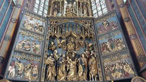 Алтарь Вьет Стосса в Кракове.
