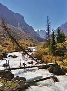 Красивое ущелье Аль-Арча находится менее чем в часе езды от столицы Кыргызстана. Фотографии Майкла Кука.