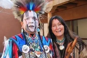 Morningsong и Fontenelle, художники из Альбукерке, Нью-Мексико. фотографии Сони Старк.