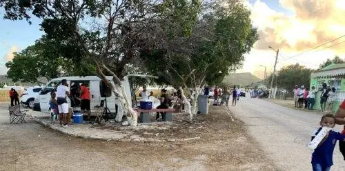 Тайлгейтс Бонайрес Ринкон Карнавал