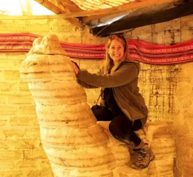 Стеф является издателем Worldly Adventurer, а также регулярно использует дрон для своих фотографий.