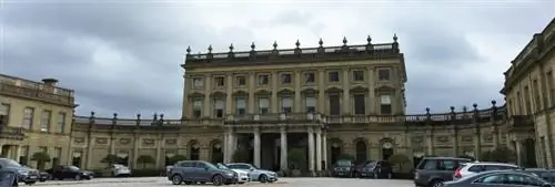 Cliveden House, особняк-отель, когда-то принадлежавший семье американских миллионеров Астор, представляет собой пятизвездочный отель за пределами Лондона, недалеко от Виндзорского замка, с парковой территорией вдоль реки Темзы, которая является частью Национального фонда.