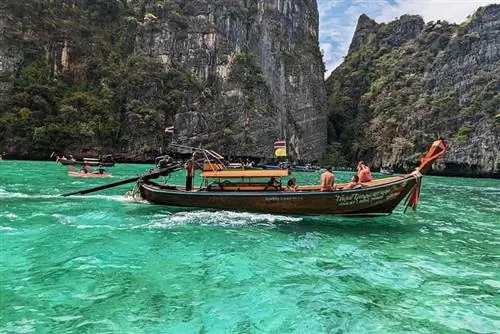 Кристально чистые воды залива Ло Самах - фото Норин Компаник-j.webp