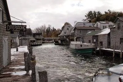 Leland fishway, за рыбным рынком.