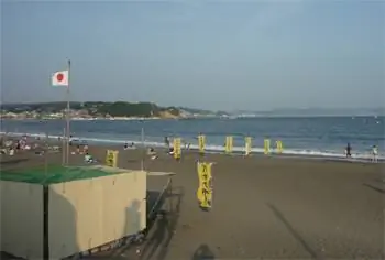 Пляж в Токио