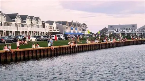 Бэй Стрит Уотч Хилл