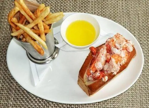 Смотреть Hill Lobster Roll (Таб Хаузер)